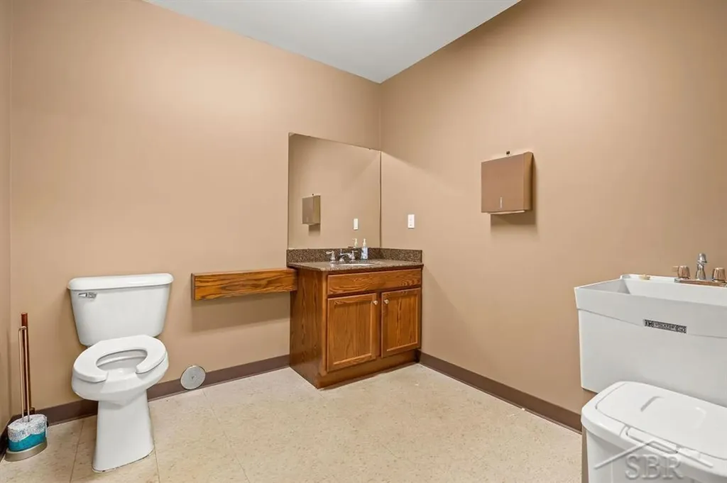 2655 N Meridian Road Jerome Township MI 48657
