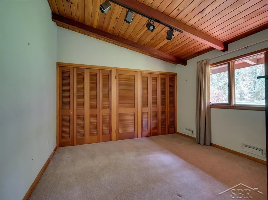1523 Blue Heron Drive Highland Charter Township MI 48357