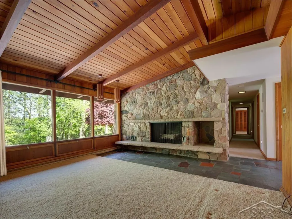 1523 Blue Heron Drive Highland Charter Township MI 48357