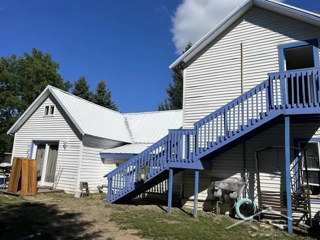 351 W Main Street Vanderbilt Village MI 49795