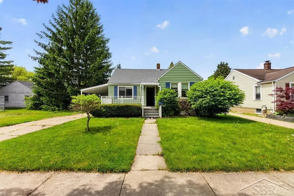 602 S Hampton Street Bay City City MI 48708