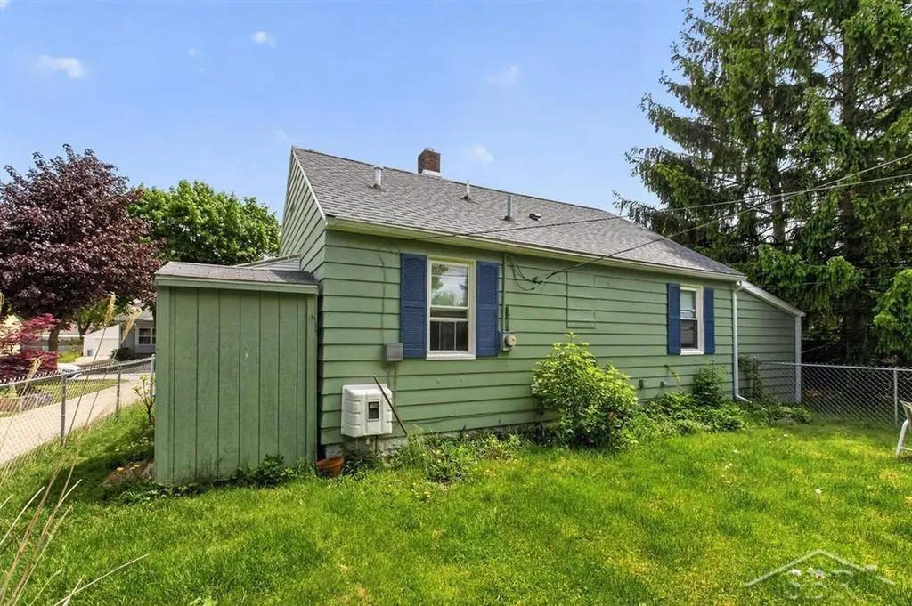 602 S Hampton Street Bay City City MI 48708