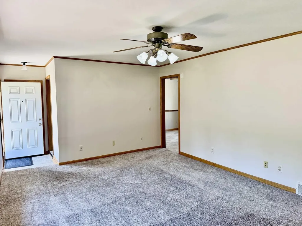 4938 Buckthorne Drive Saginaw Charter Township MI 48603