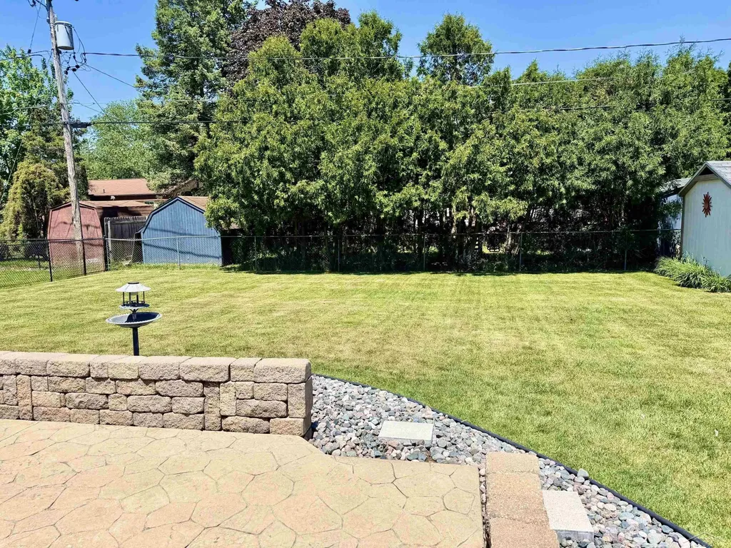 4938 Buckthorne Drive Saginaw Charter Township MI 48603