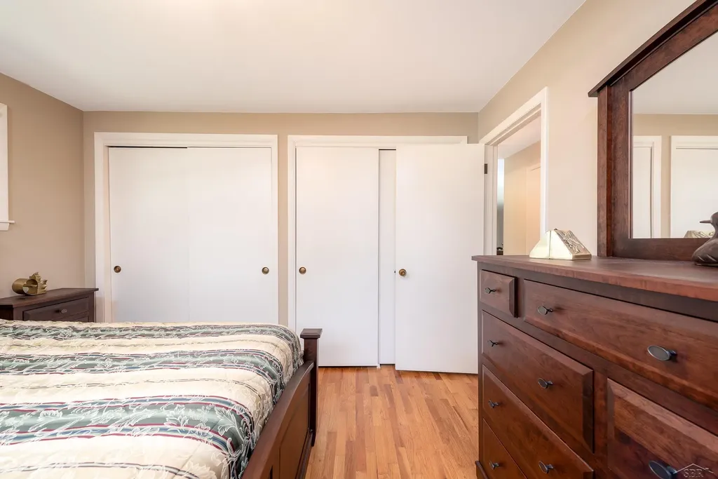 2672 Linda Avenue Saginaw Charter Township MI 48603