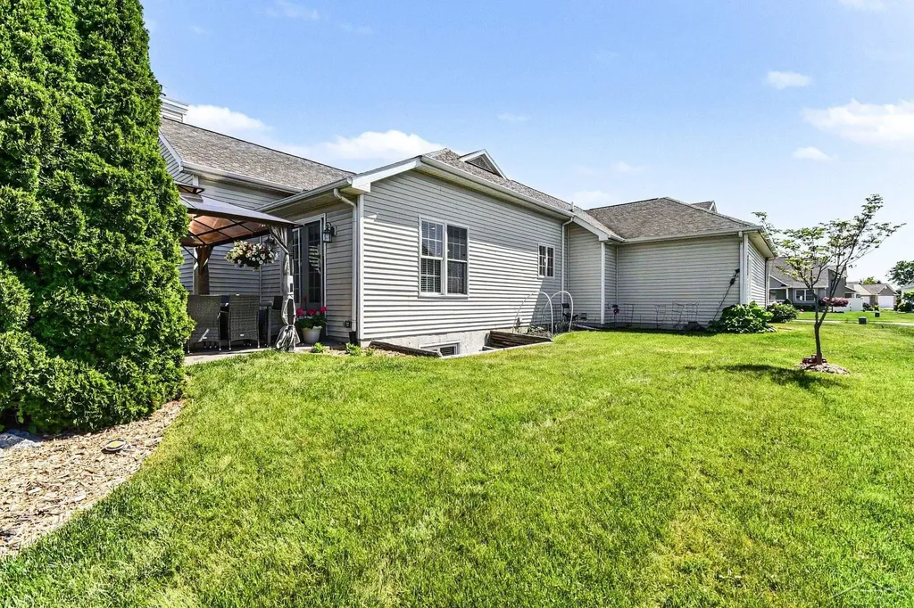 3807 Wild Pine Drive Saginaw Charter Township MI 48603