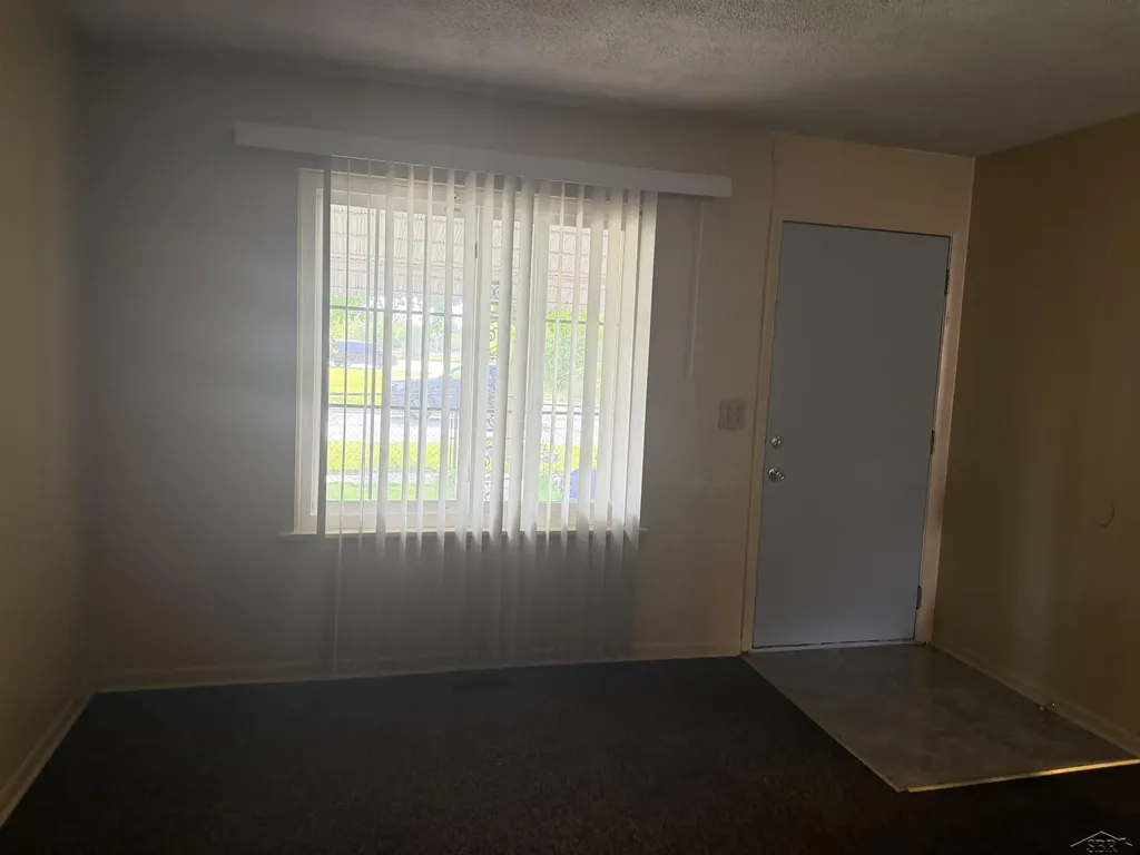 616 S 21st Street Saginaw City MI 48601