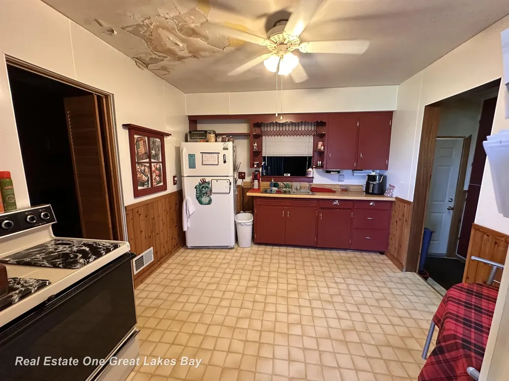 4928 Hess Road Buena Vista Charter Township MI 48601