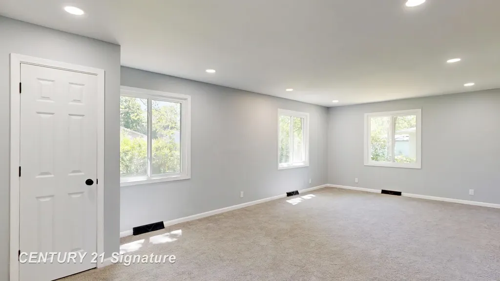 5062 Akron Street Buena Vista Charter Township MI 48601