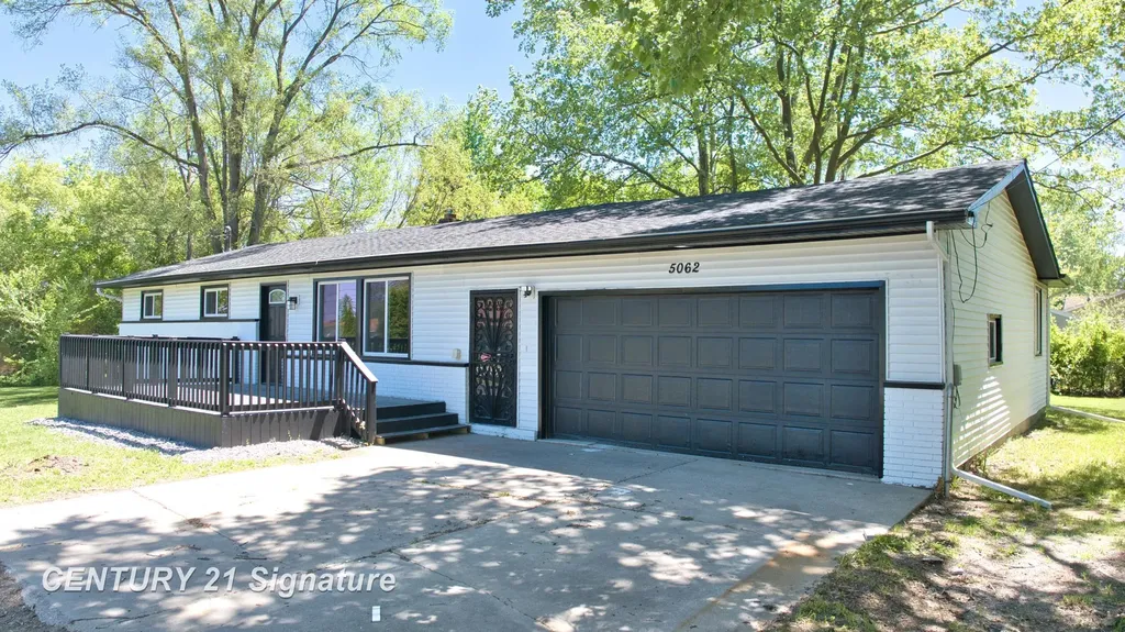 5062 Akron Street Buena Vista Charter Township MI 48601