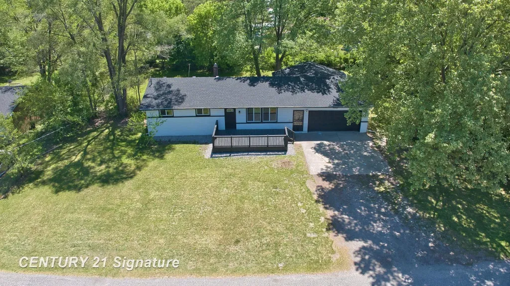 5062 Akron Street Buena Vista Charter Township MI 48601