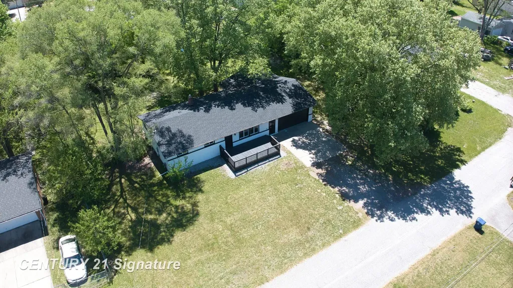 5062 Akron Street Buena Vista Charter Township MI 48601
