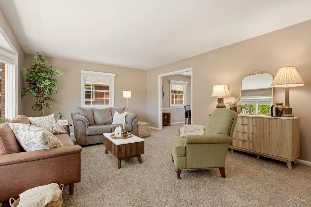 4338 S Wayside Drive Saginaw Charter Township MI 48603
