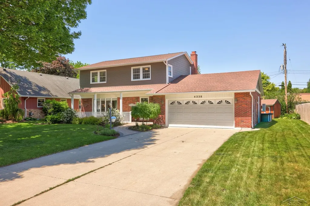 4338 S Wayside Drive Saginaw Charter Township MI 48603