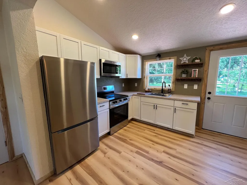 427 Cedar Street Breckenridge Village MI 48615