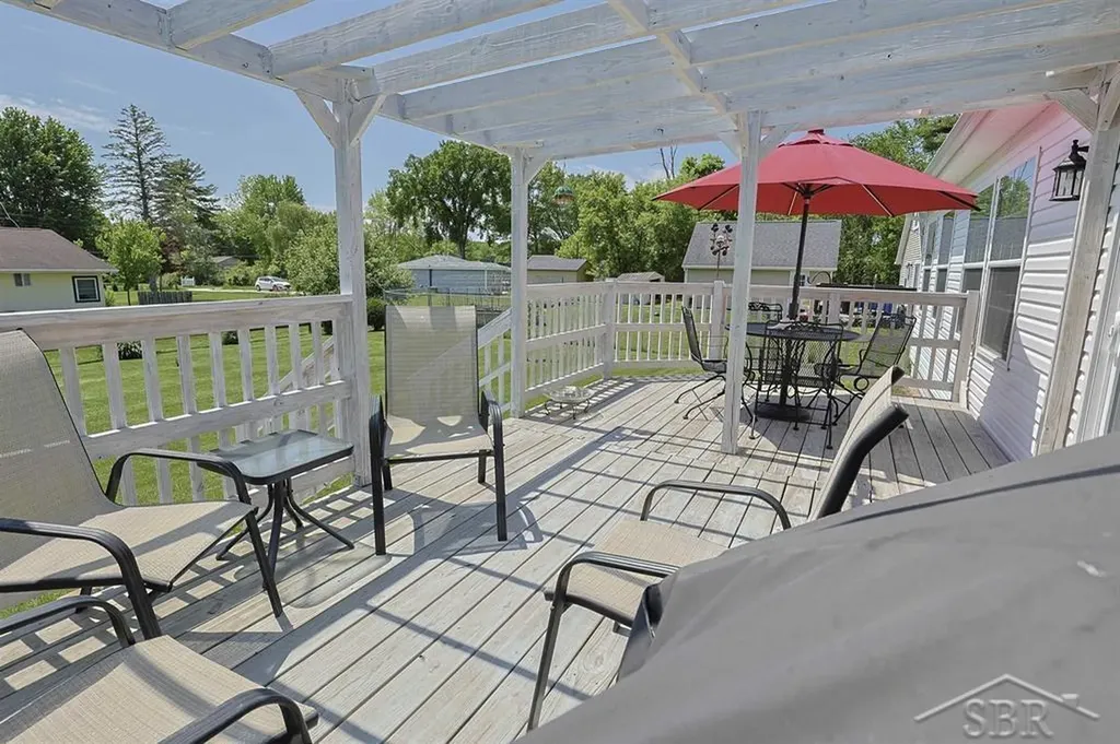 531 W Myrtle Street Edenville Township MI 48657