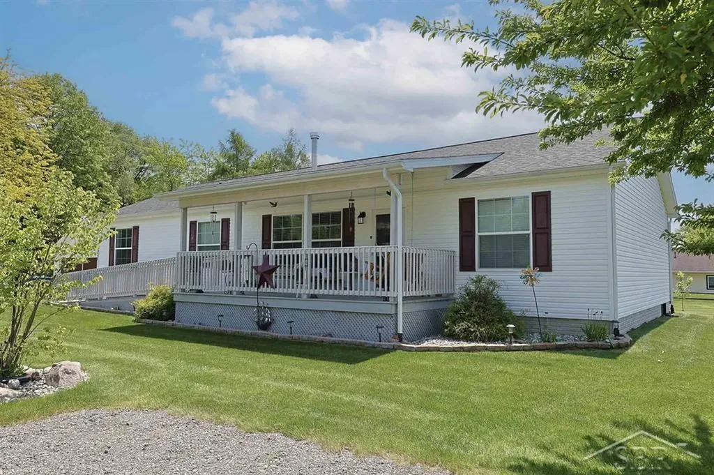 531 W Myrtle Street Edenville Township MI 48657