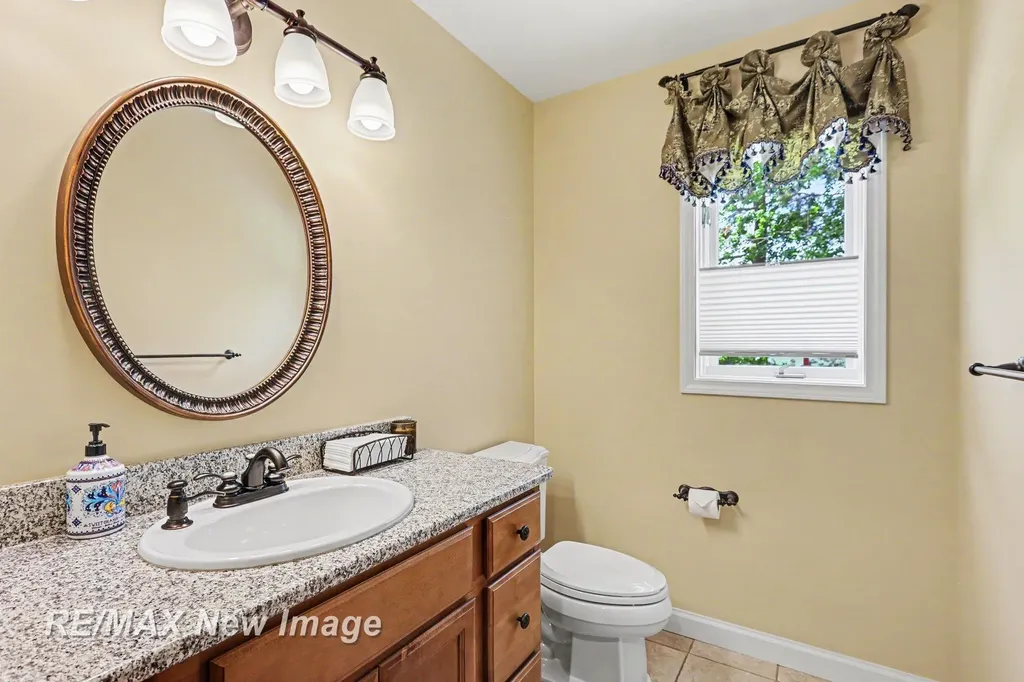 5305 Claremont Street Midland City MI 48642