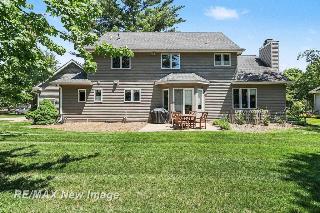 5305 Claremont Street Midland City MI 48642