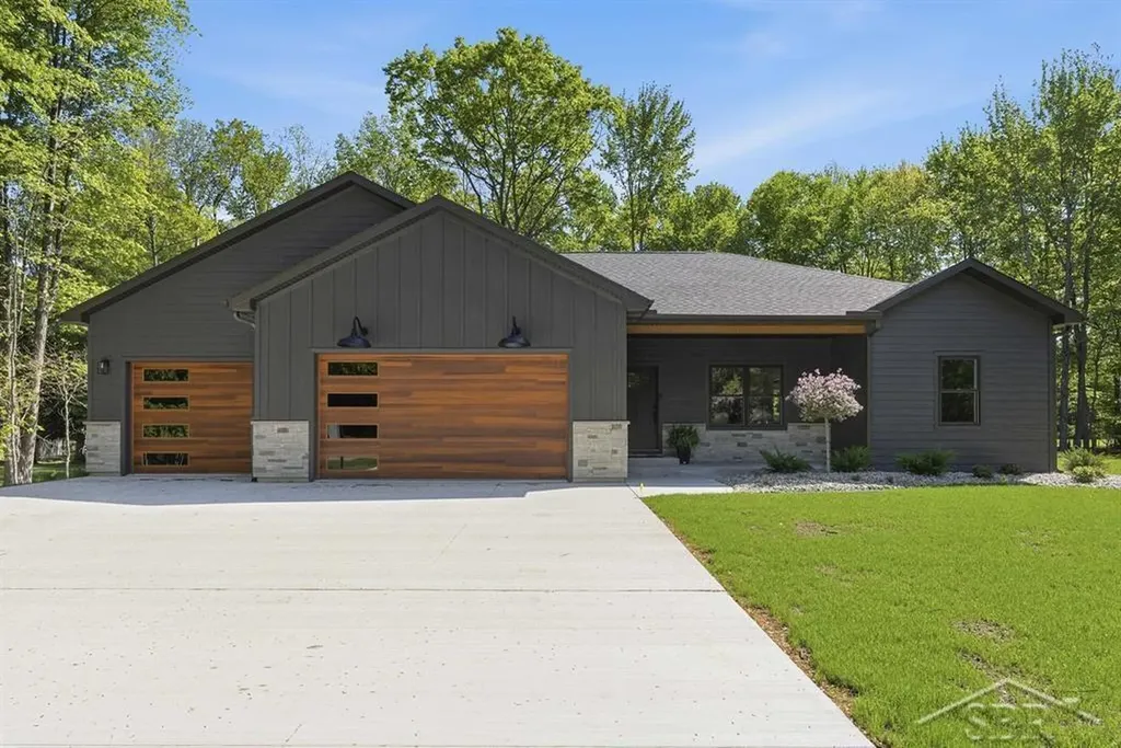 875 S Crooked Tree Lane Homer Township MI 48640