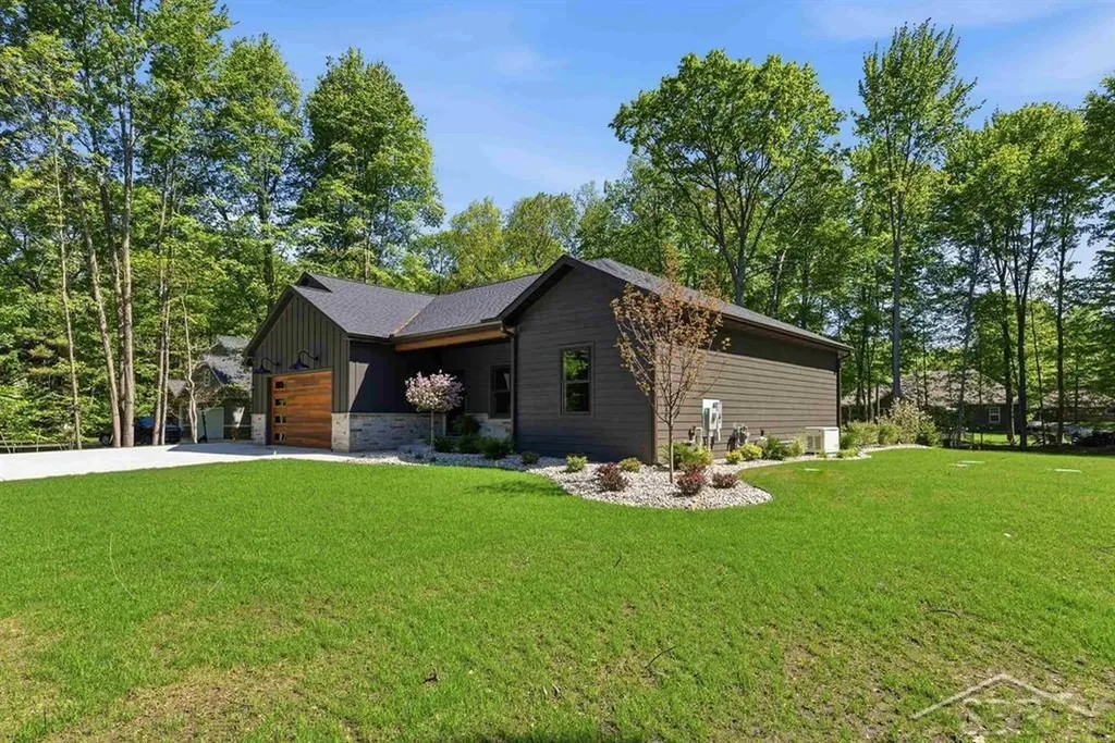 875 S Crooked Tree Lane Homer Township MI 48640