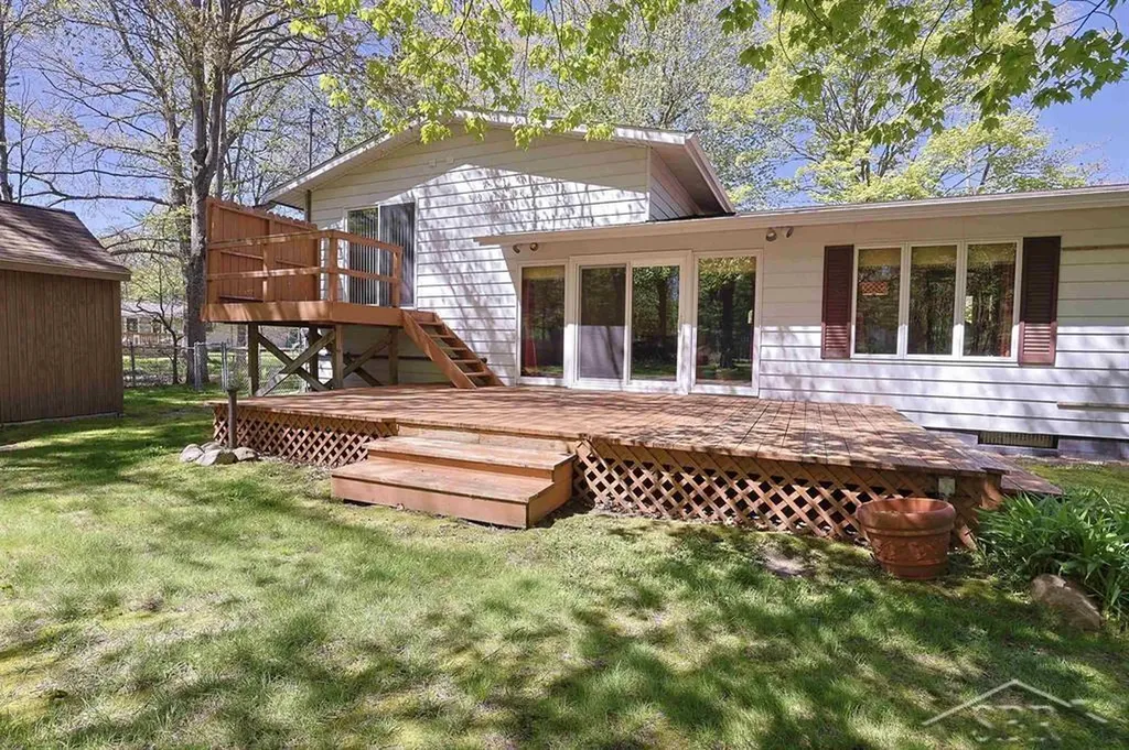 723 S Osborne Drive Midland City MI 48640