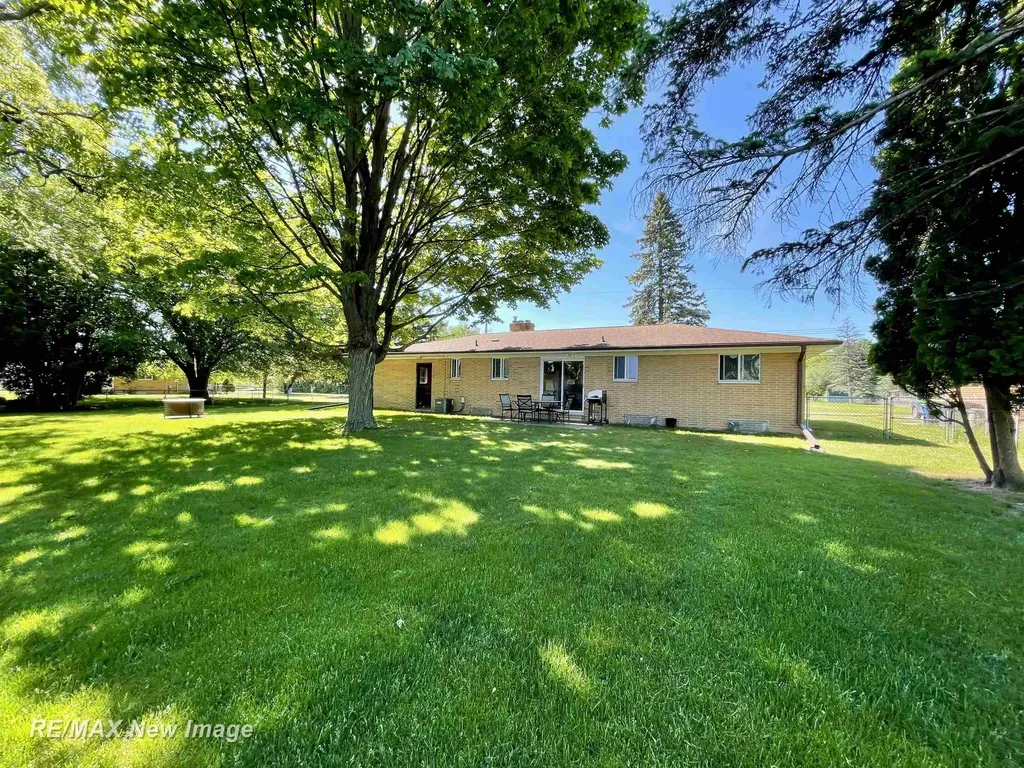 3192 Luther Road Saginaw Charter Township MI 48603