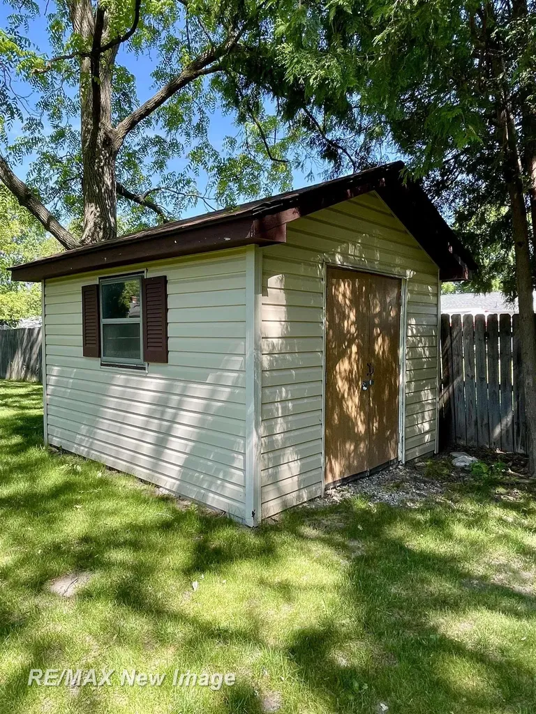 3192 Luther Road Saginaw Charter Township MI 48603