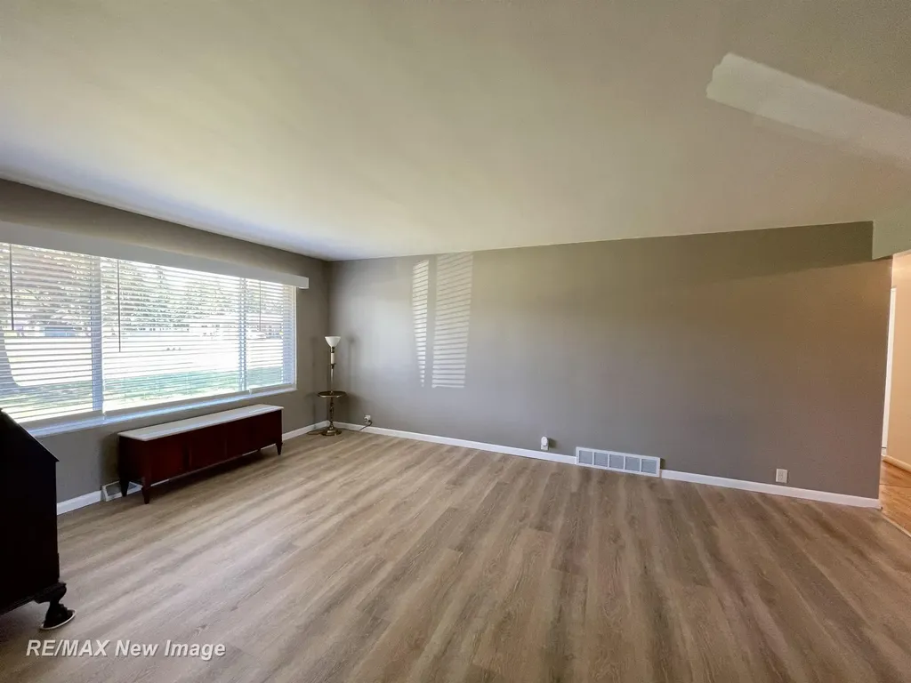 3192 Luther Road Saginaw Charter Township MI 48603