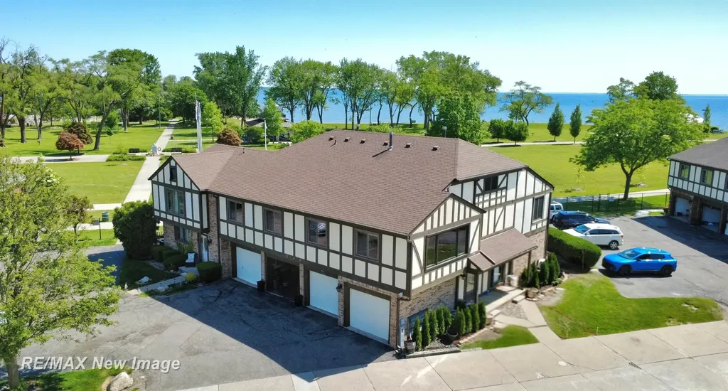 204 Lac Ste Claire Drive St. Clair Shores City MI 48082