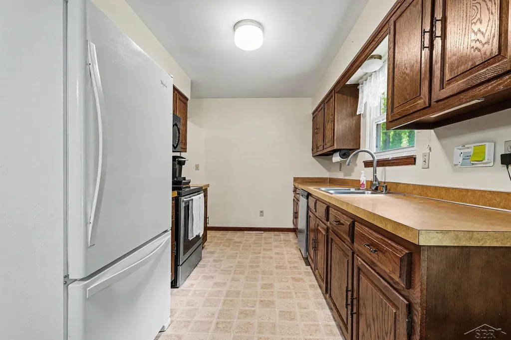 2850 Weigl Road James Township MI 48609