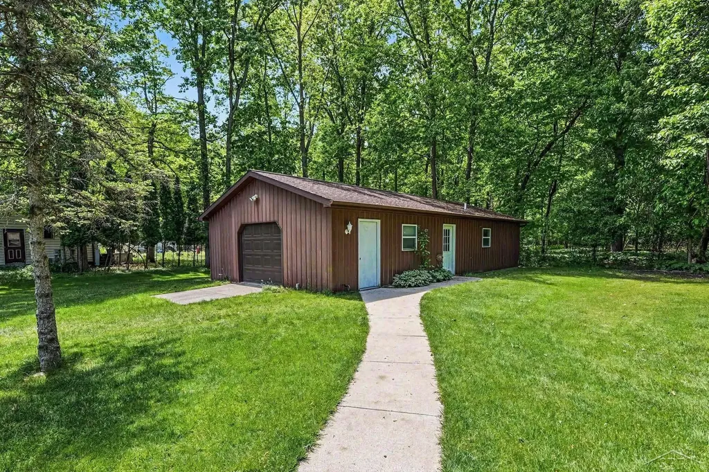 2850 Weigl Road James Township MI 48609