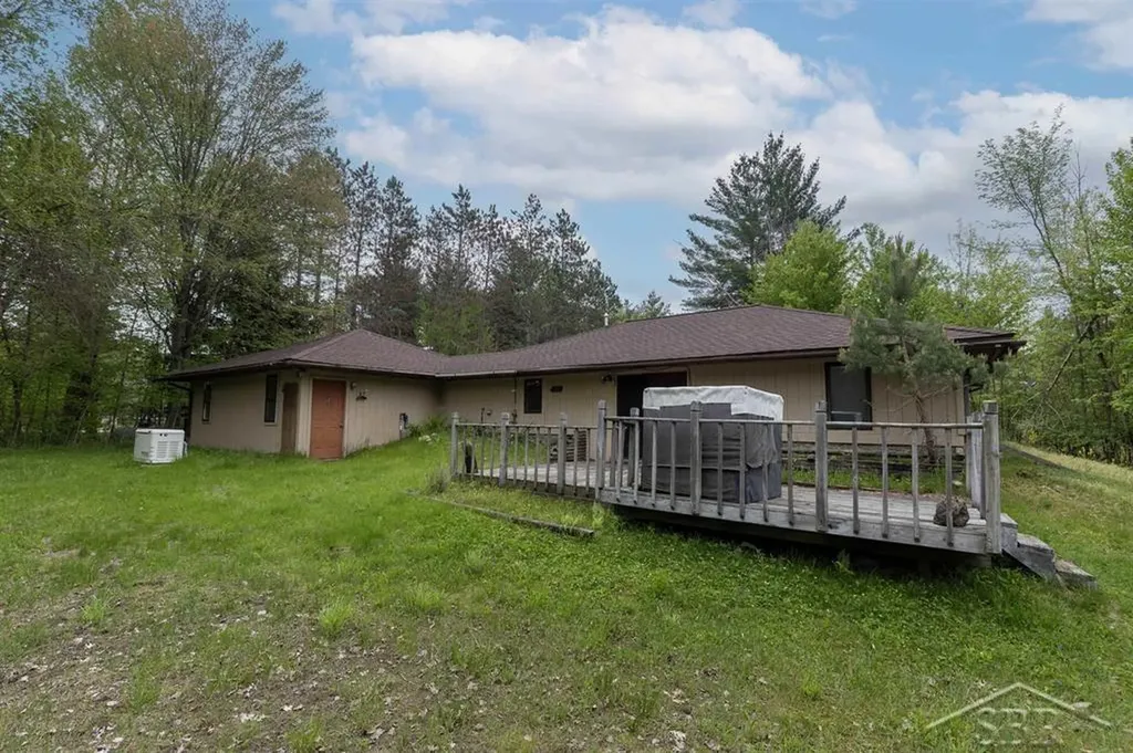 1156 S Alamando Road Greendale Township MI 48883