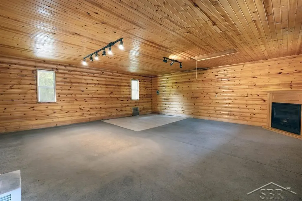 1156 S Alamando Road Greendale Township MI 48883