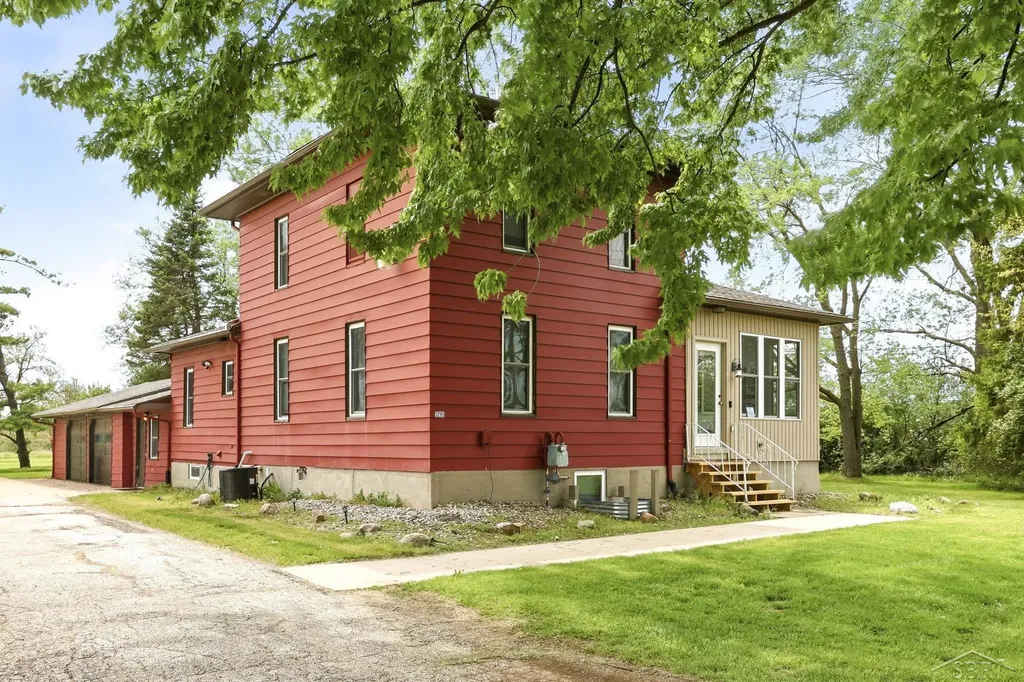 3285 Kochville Road Kochville Township MI 48604