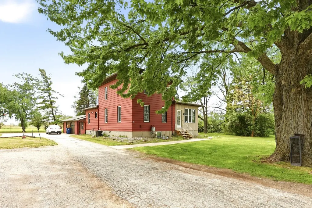 3285 Kochville Road Kochville Township MI 48604