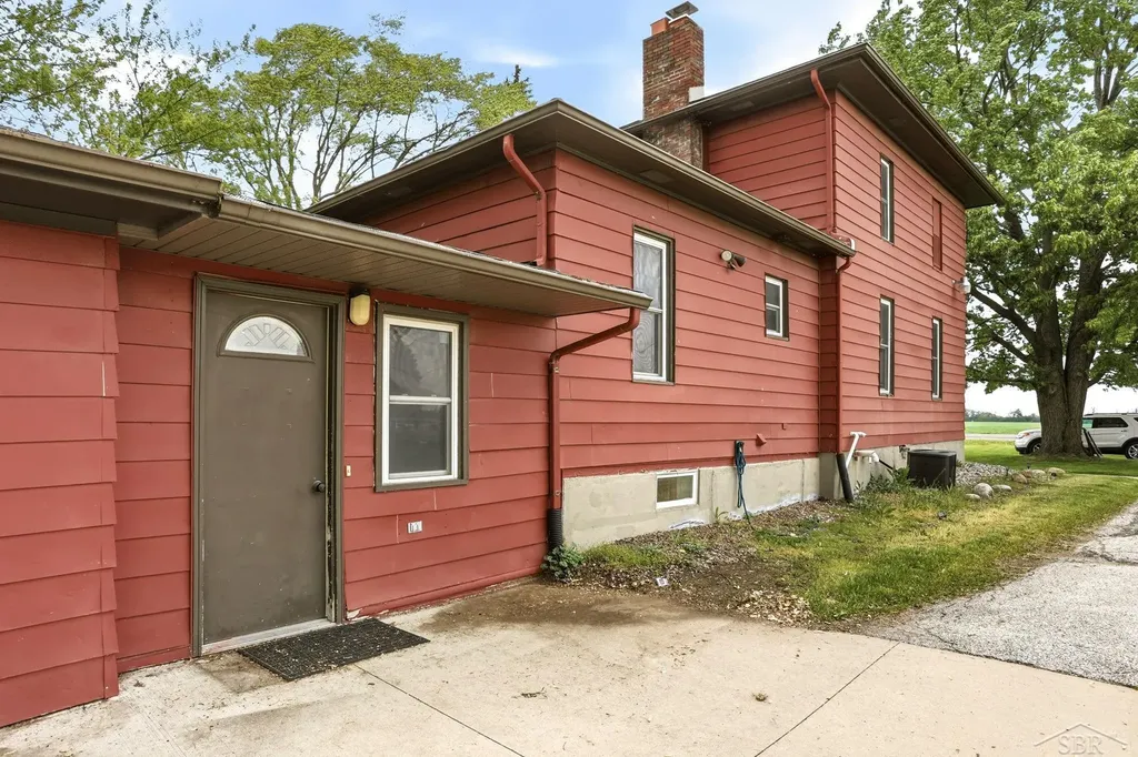 3285 Kochville Road Kochville Township MI 48604
