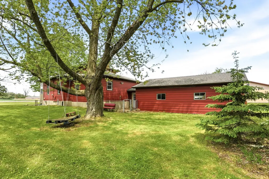 3285 Kochville Road Kochville Township MI 48604