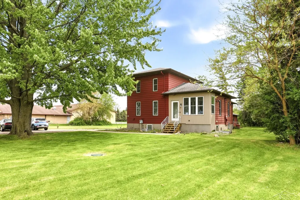 3285 Kochville Road Kochville Township MI 48604