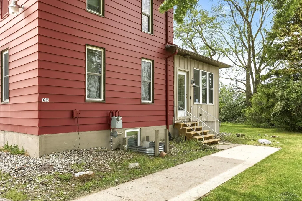 3285 Kochville Road Kochville Township MI 48604