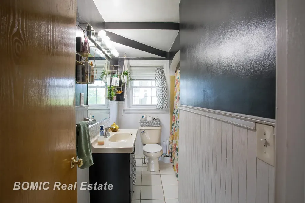 4735 E Washington Road Buena Vista Charter Township MI 48601