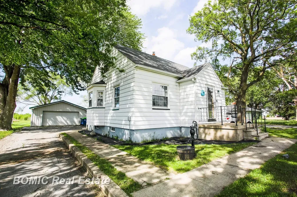 4735 E Washington Road Buena Vista Charter Township MI 48601