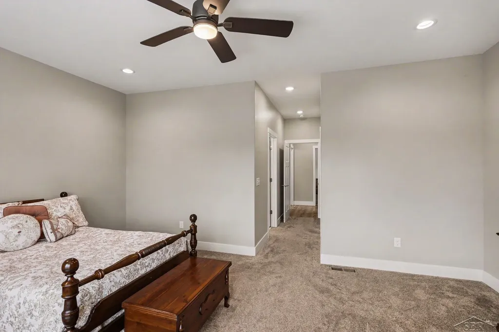 4111 Woodburn Court Saginaw Charter Township MI 48603