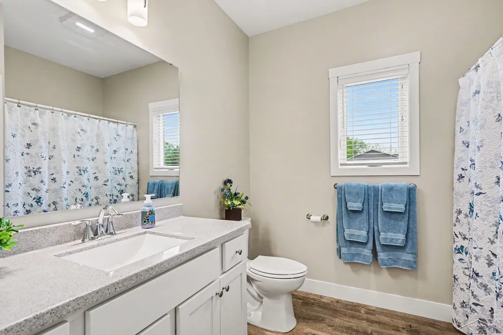 4111 Woodburn Court Saginaw Charter Township MI 48603