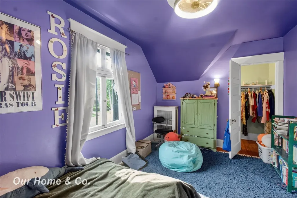 1872 Mckinley Avenue Bay City City MI 48708