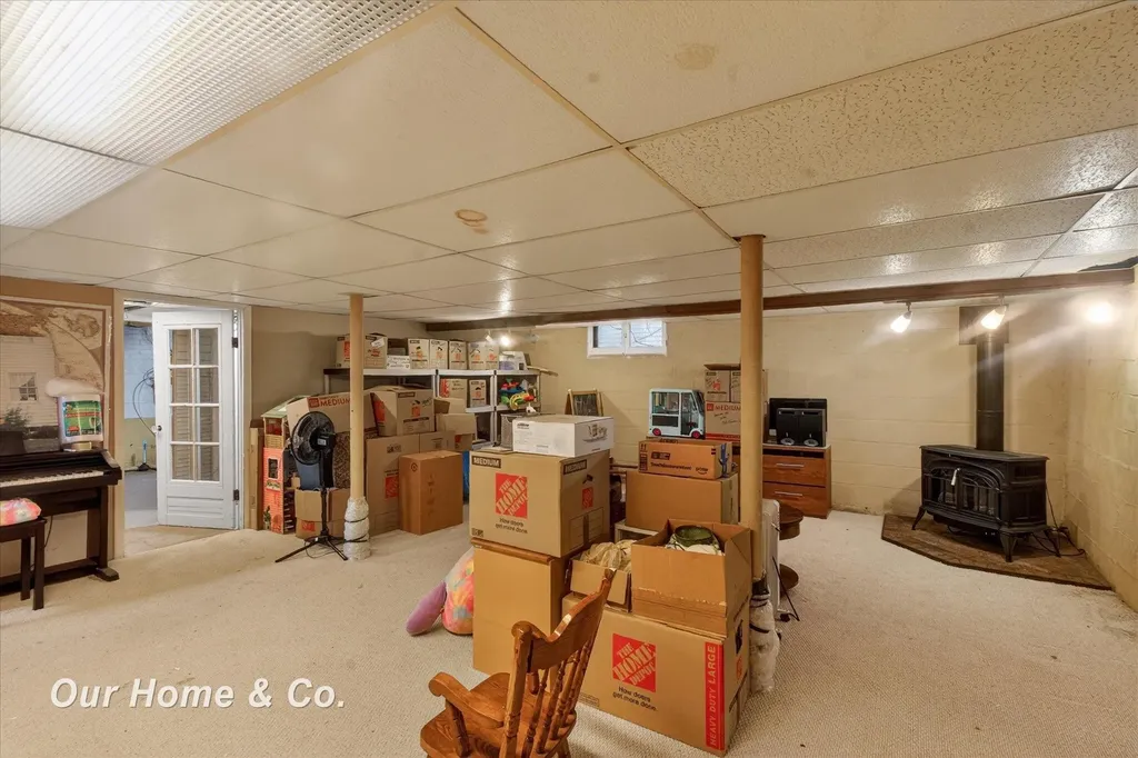 1872 Mckinley Avenue Bay City City MI 48708