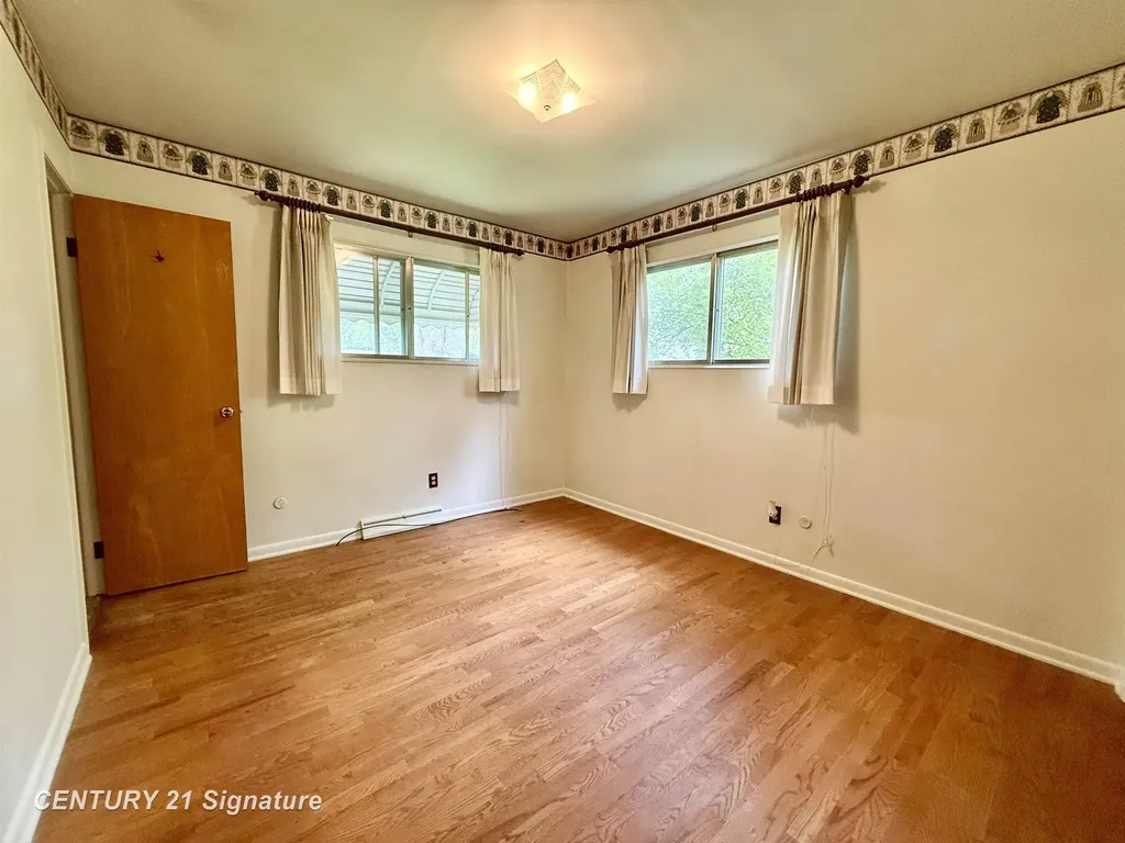 1221 Sauk Lane Saginaw Charter Township MI 48638
