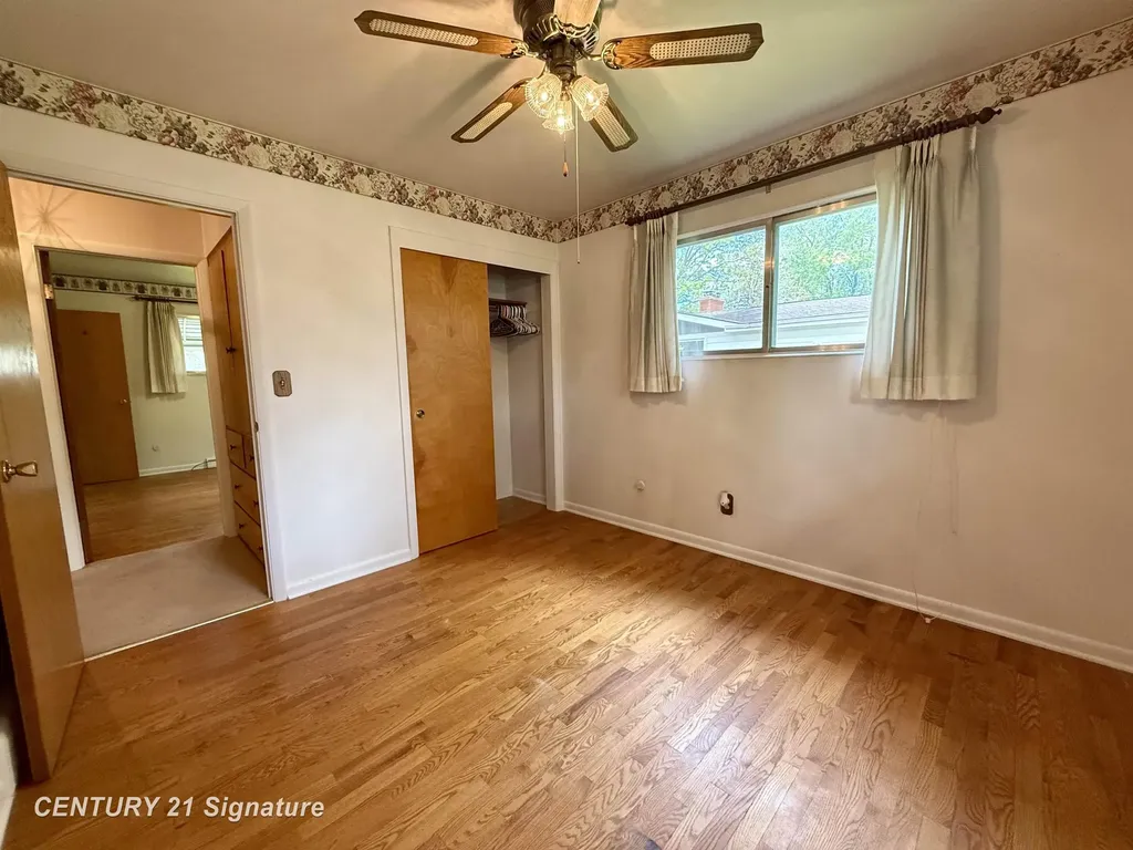 1221 Sauk Lane Saginaw Charter Township MI 48638