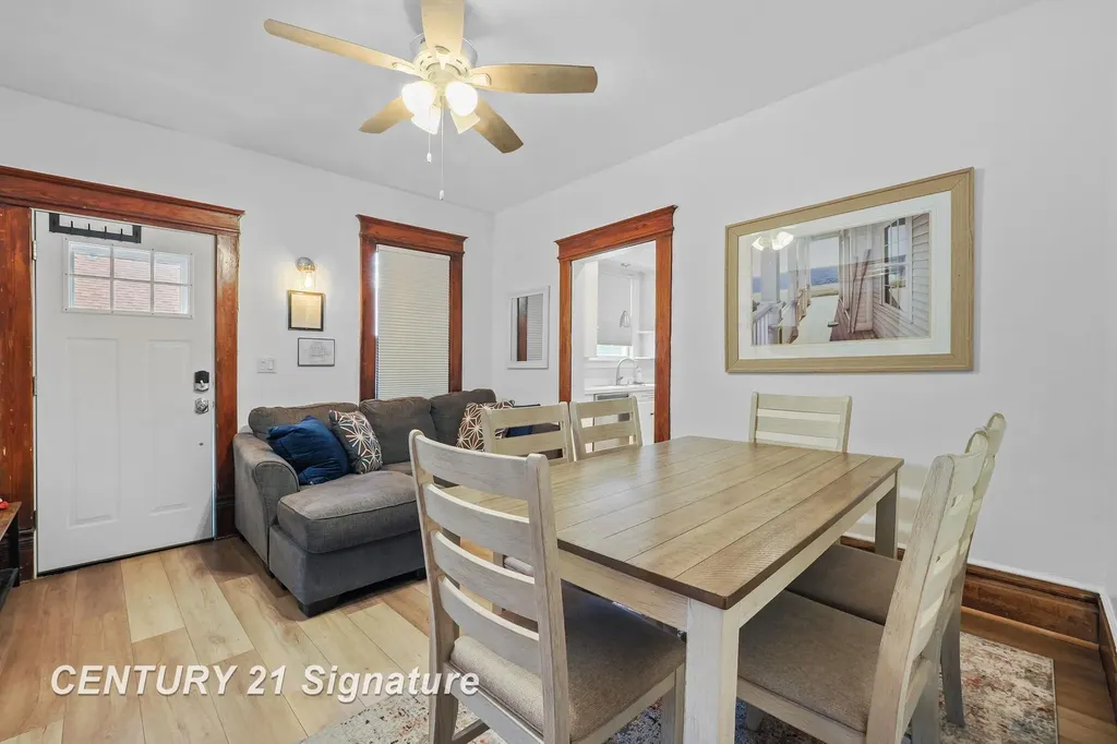 607 W Front Street Traverse City City MI 49684