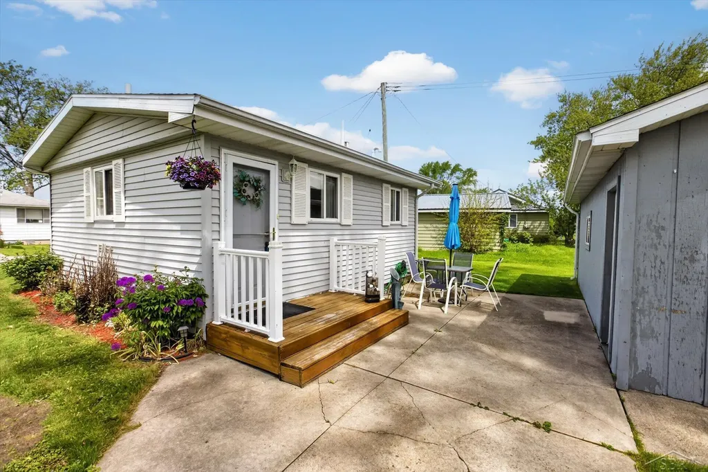 1857 Center Road Fairhaven Township MI 48759